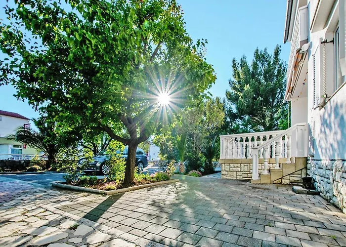 아파트 In Seline Near Paklenica Park